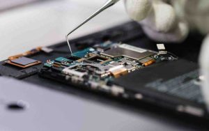 چگونه باتری اصلی موبایل را تشخیص دهیم؟